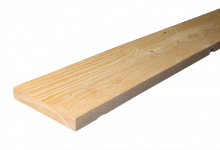 Schalungsbretter aus Fichtenholz, Längen 3 m, 4 m oder 5 m. Schnittholz Fichte sägerau.
